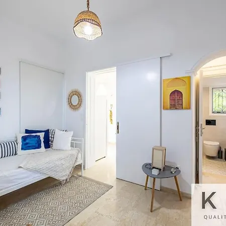 Thea Lassi 2 Bedroom Apartment, Garden Level Argostoli (Kefalonia)