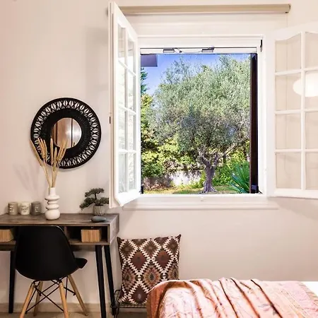 Thea Lassi 2 Bedroom Apartment, Garden Level *