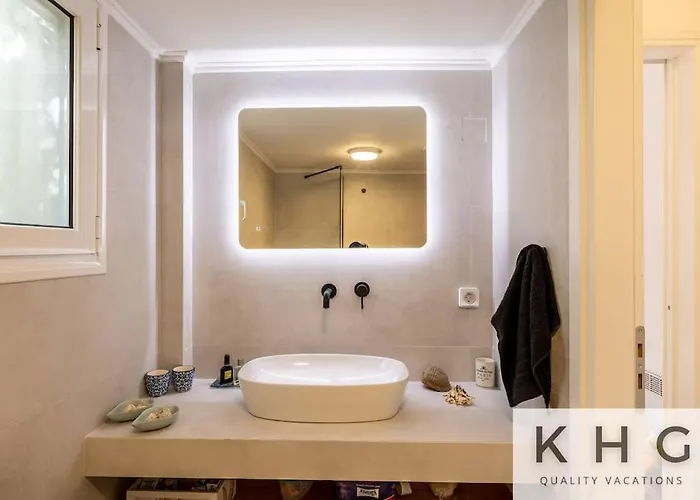 Thea Lassi 2 Bedroom Apartment, Garden Level * Argosztóli