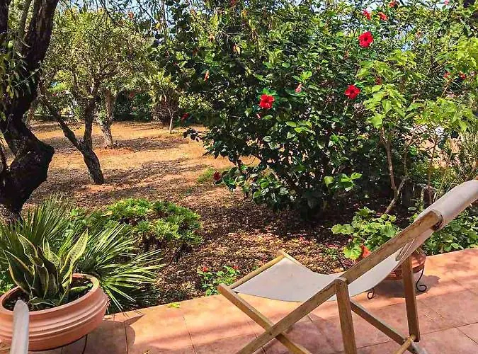 Thea Lassi 2 Bedroom Apartment, Garden Level Argosztóli